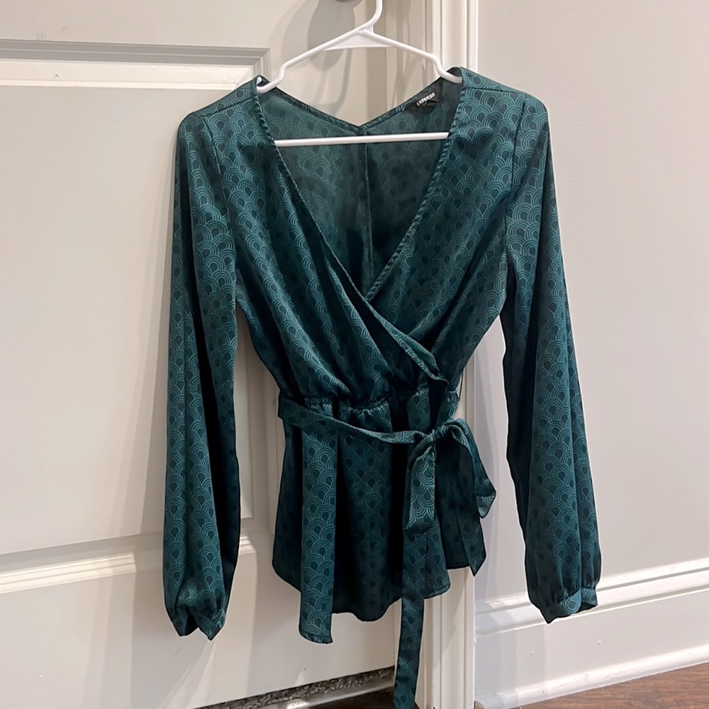 Express Empire Tie Waist Blouse